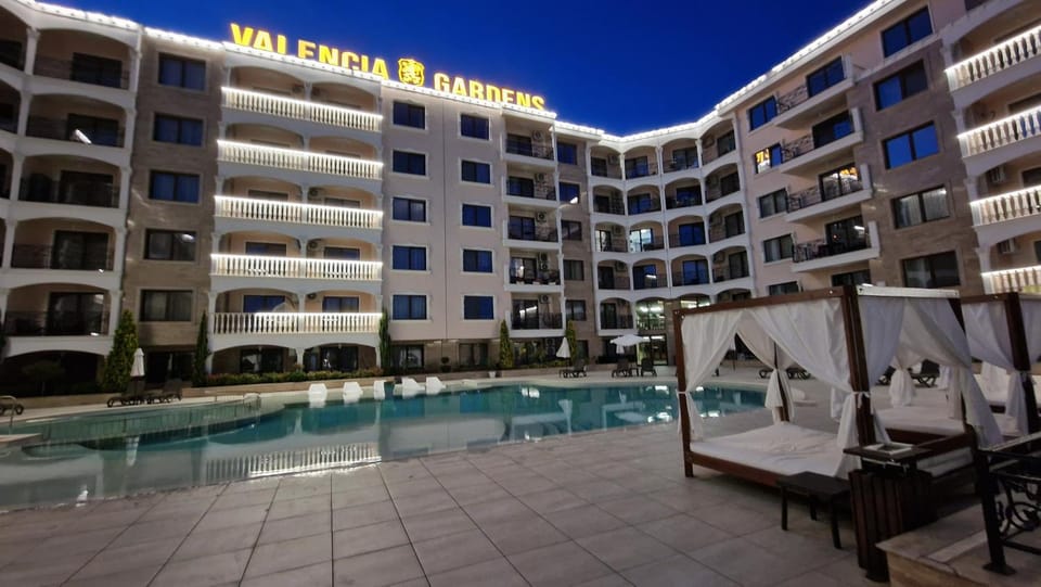 Luxury Penthouse Apartments at Valencia Gardens Apartment in Nessebar