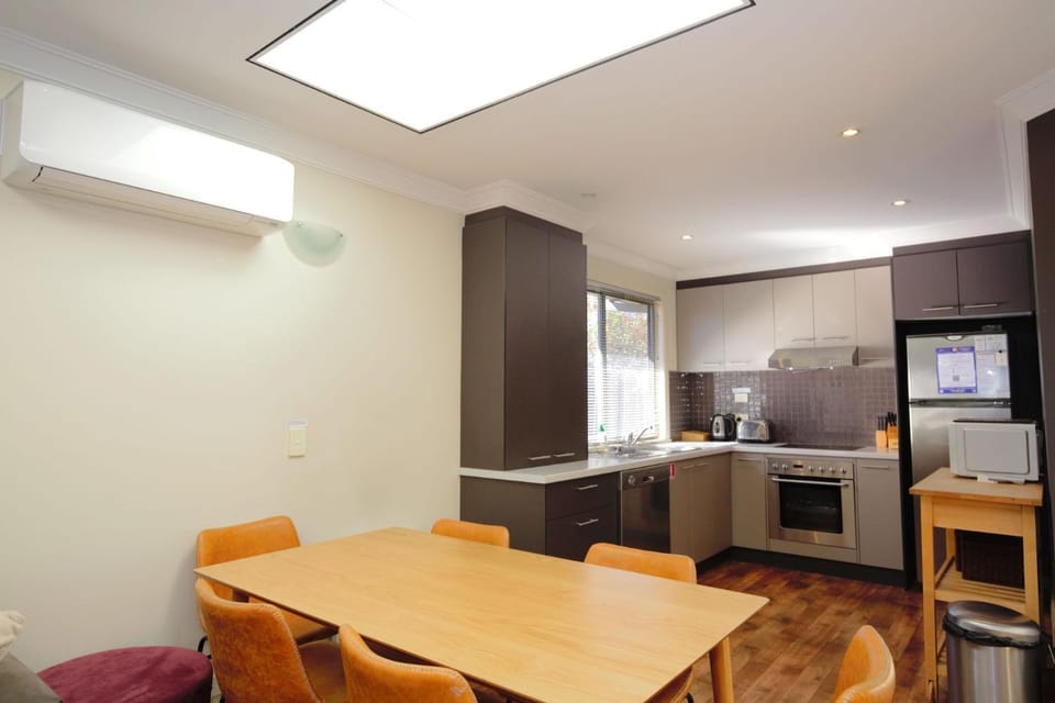 Bogong Bungalow - 2, 19 Bogong Street Apartment in Jindabyne
