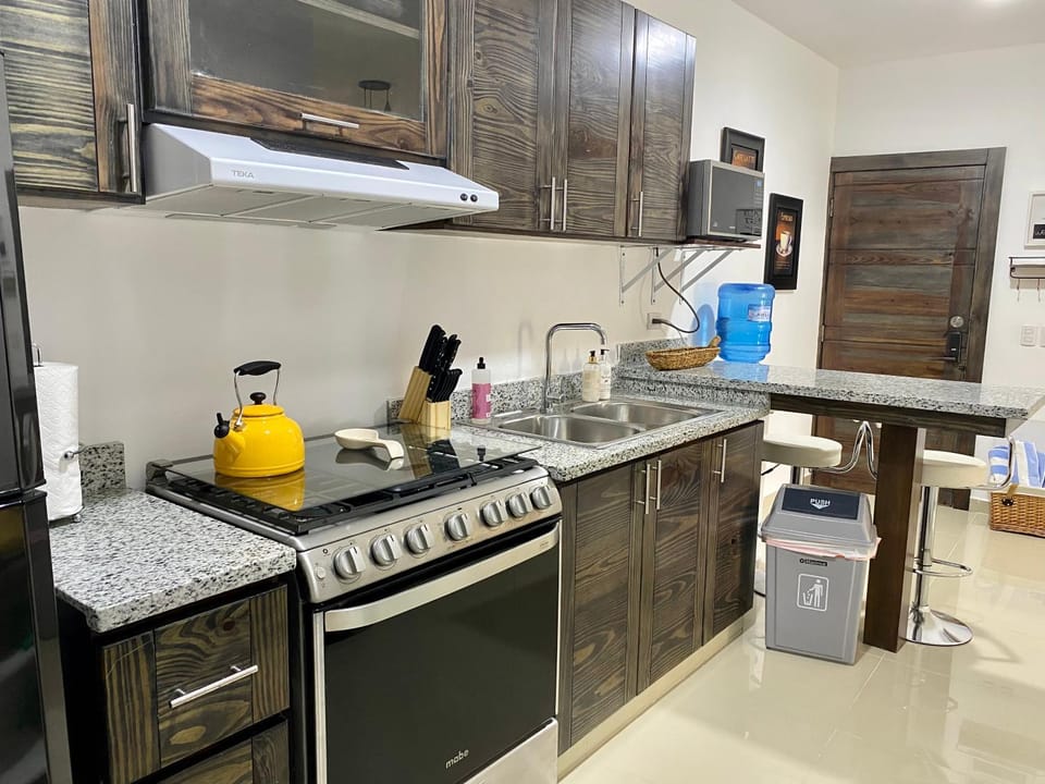 Bridget Place Apartment in Los Melones