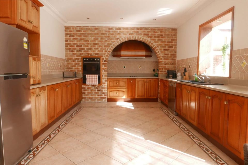 Fantastic Family Home with Pool at Concord House in Sydney