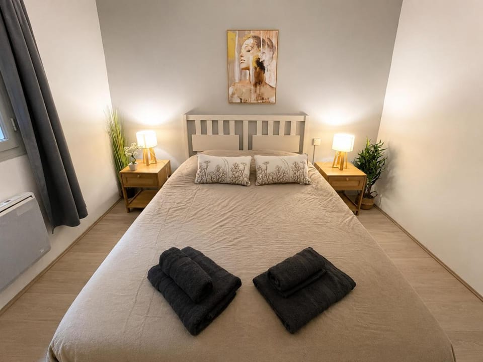Cosy & Clim Parfait jusqu'à 6 voyageurs bus gare shopping centre Apartment in Béziers
