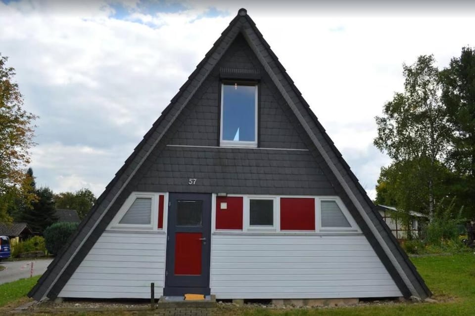 Ferienhaus in Waldkatzenbach modern & renoviert House in Baden-Württemberg
