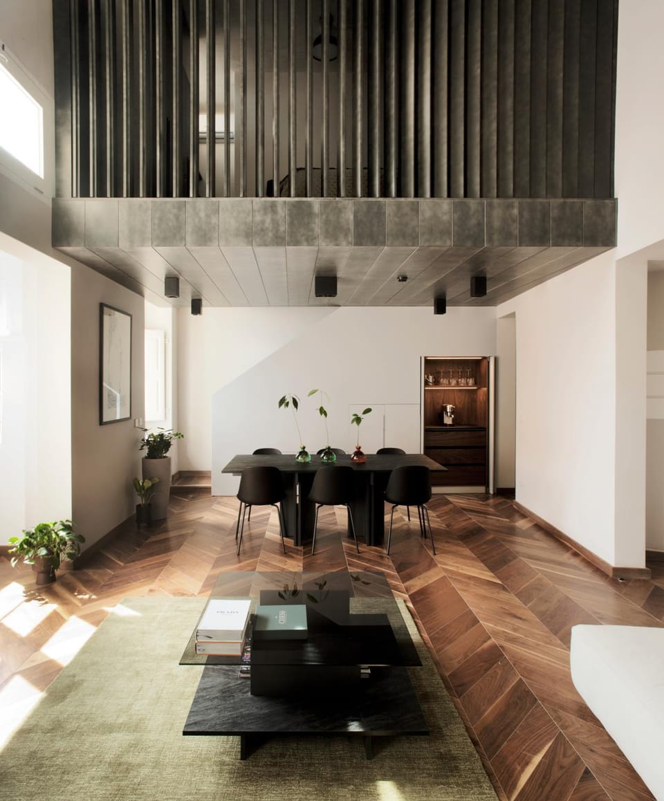 Coffee/tea facilities, Dining area