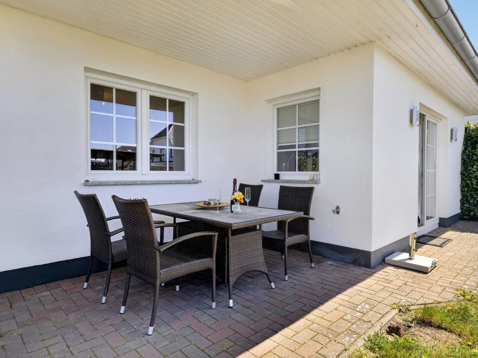 Property building, Balcony/Terrace