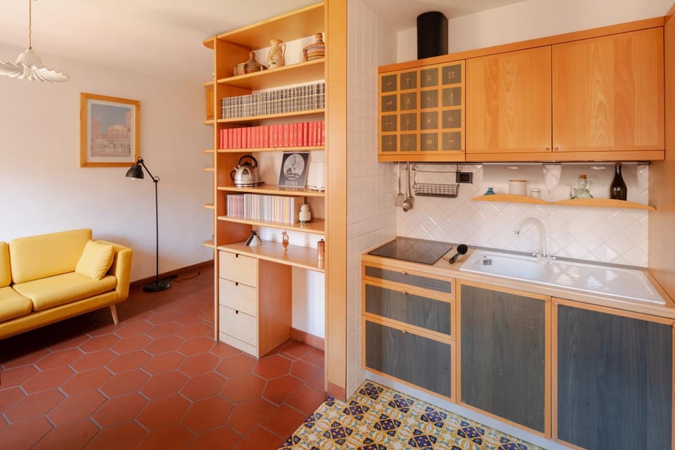 Quiet apartment in the heart of Trastevere Apartment in Rome
