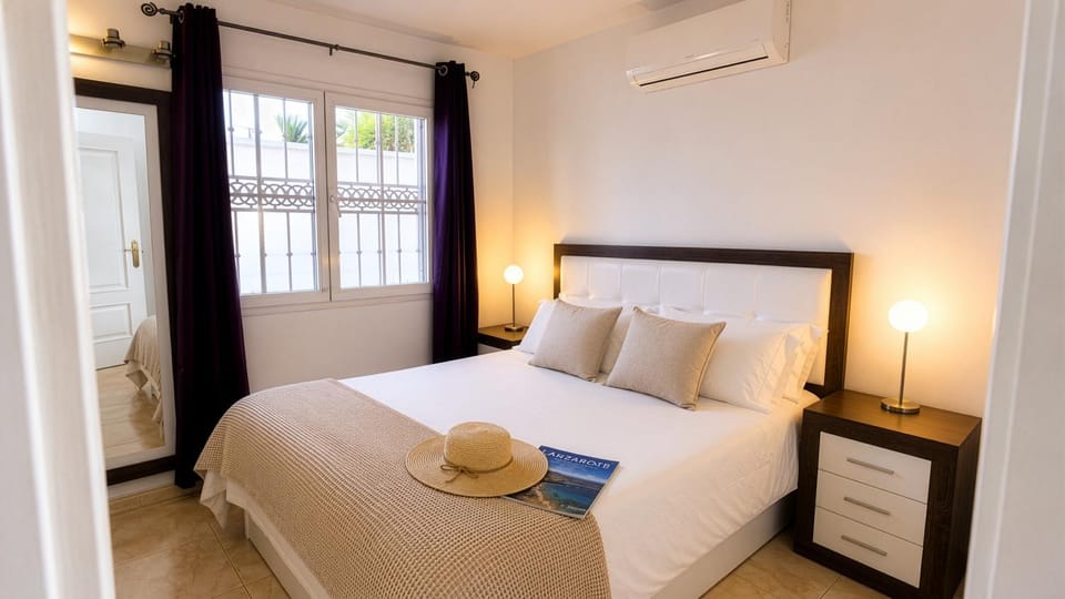 Bed, Bedroom, air conditioner