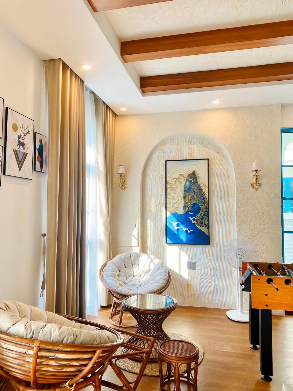 Living room, Decorative detail