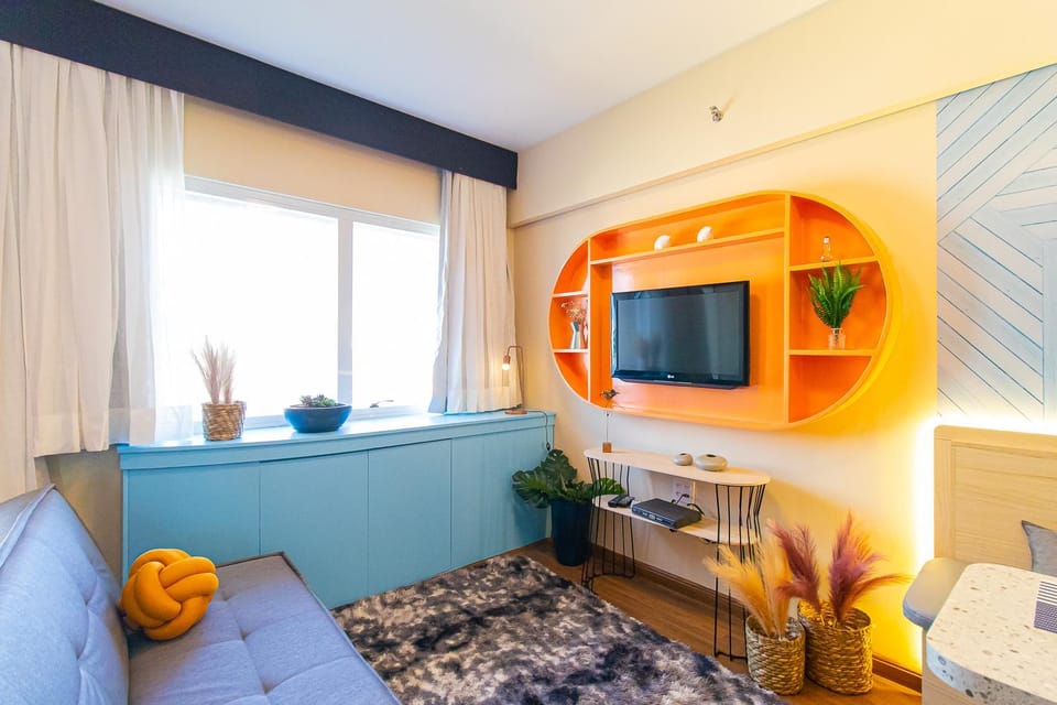 Communal lounge/ TV room, TV and multimedia, Living room