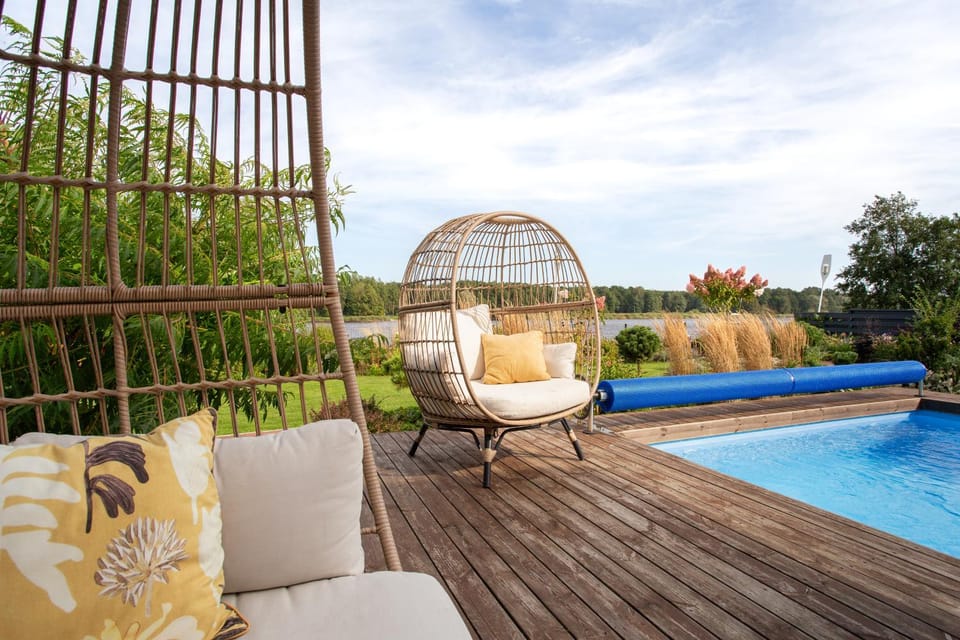 Balcony/Terrace, Swimming pool