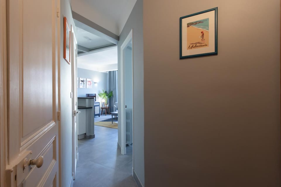 L12 Staywiz us - Port window 1Bedroom Wifi 5mins beach & Nice's Cap Apartment in Nice