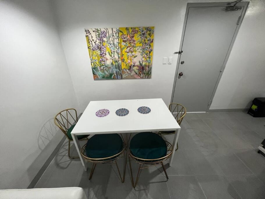 One Bedroom Condo Subic Bay Apartment in Subic