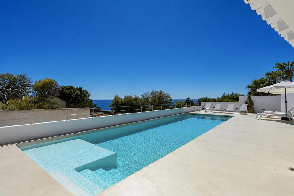 Can Malvinas - Modern Villa with sea views House in Ibiza
