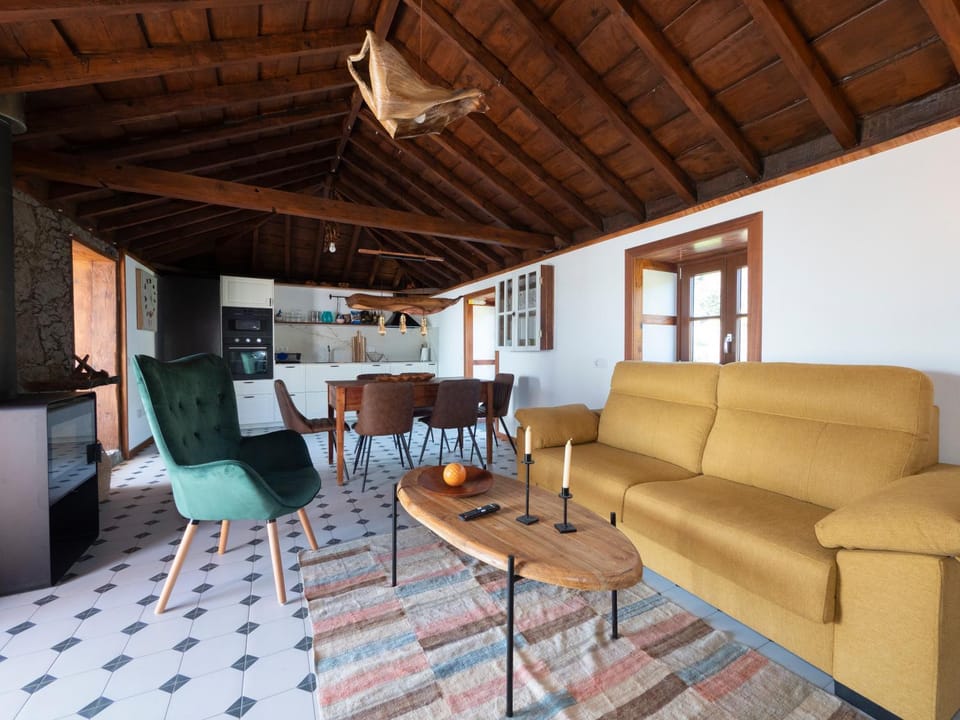 Casa La Piedra House in La Palma