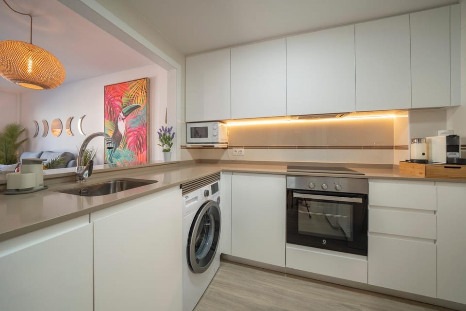 Coffee/tea facilities, Kitchen or kitchenette, dishwasher, minibar, pet friendly, stove, toaster, washing machine