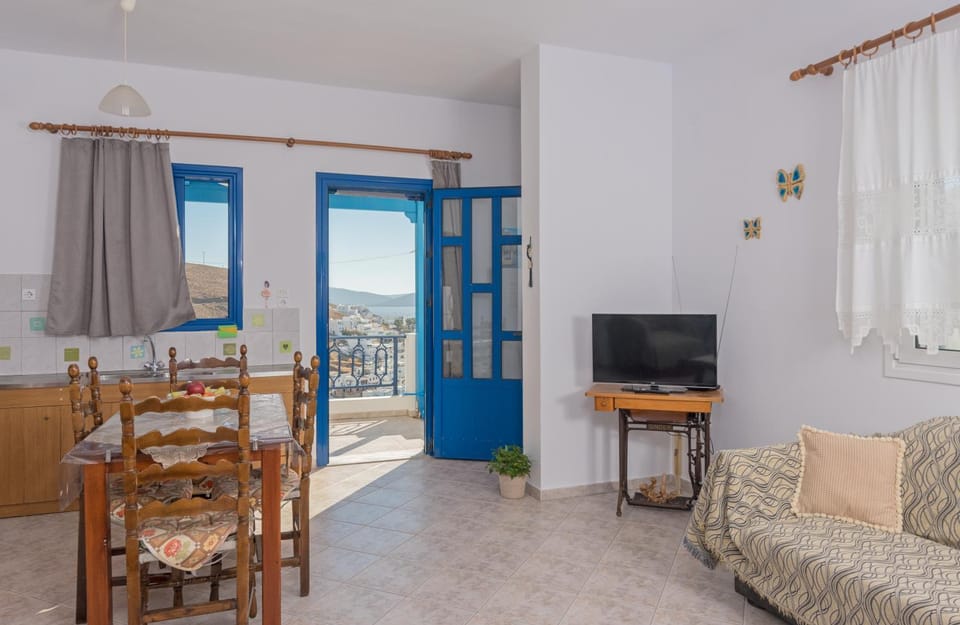 View (from property/room), Living room, Other, kitchen