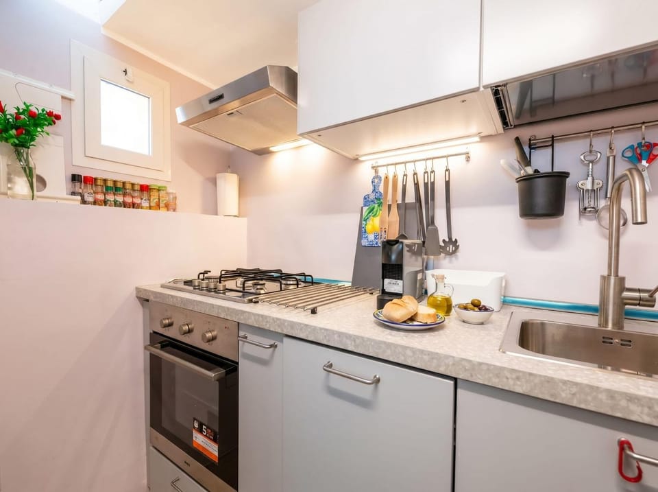 2 bedrooms Penthouse in the city center Apartment in Bari