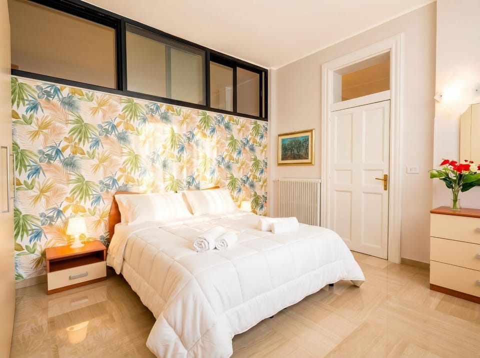 2 bedrooms Penthouse in the city center Apartment in Bari