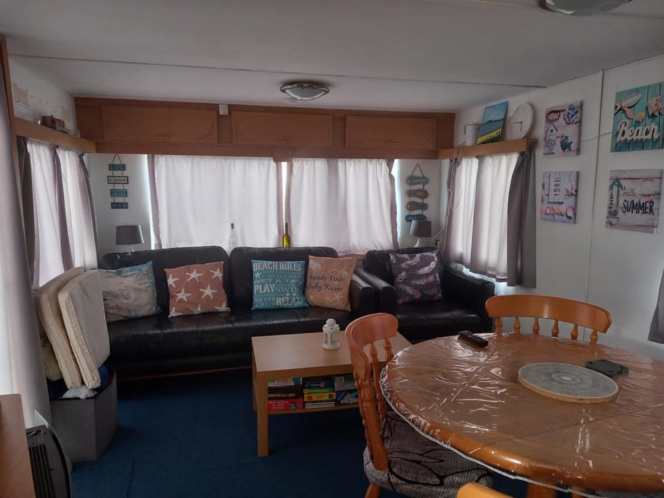 Happy Holiday Home House in Eastchurch