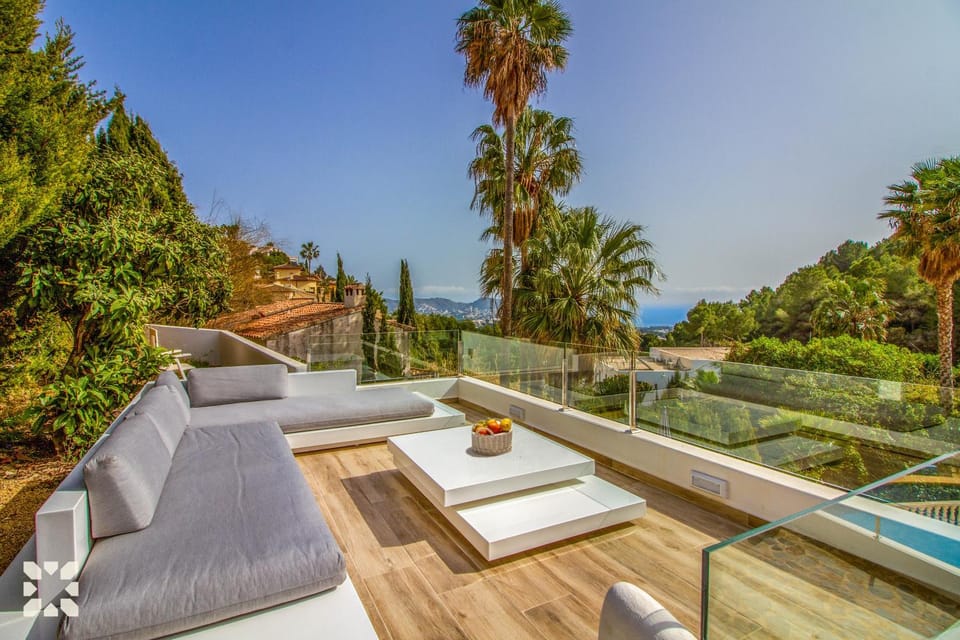 Patio, Spring, Day, Natural landscape, Garden, View (from property/room), Balcony/Terrace, Living room, Seating area, Garden view, Pool view, Sea view, Swimming pool, sunbed