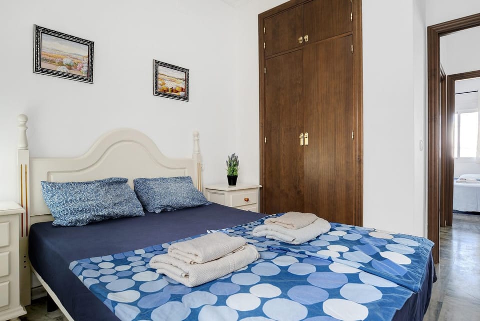 Living room, Bedroom
