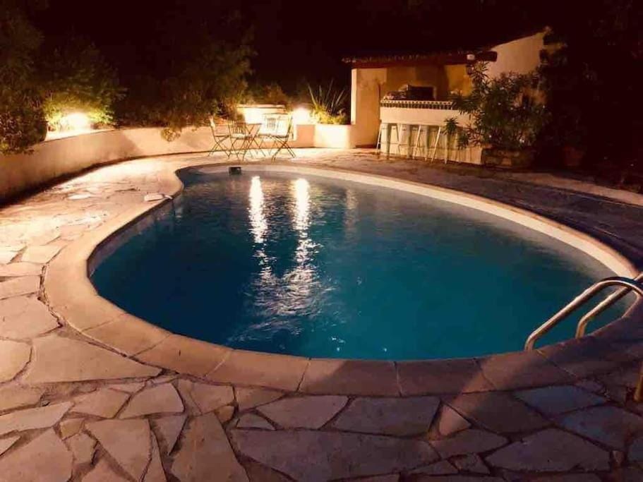 Night, Swimming pool