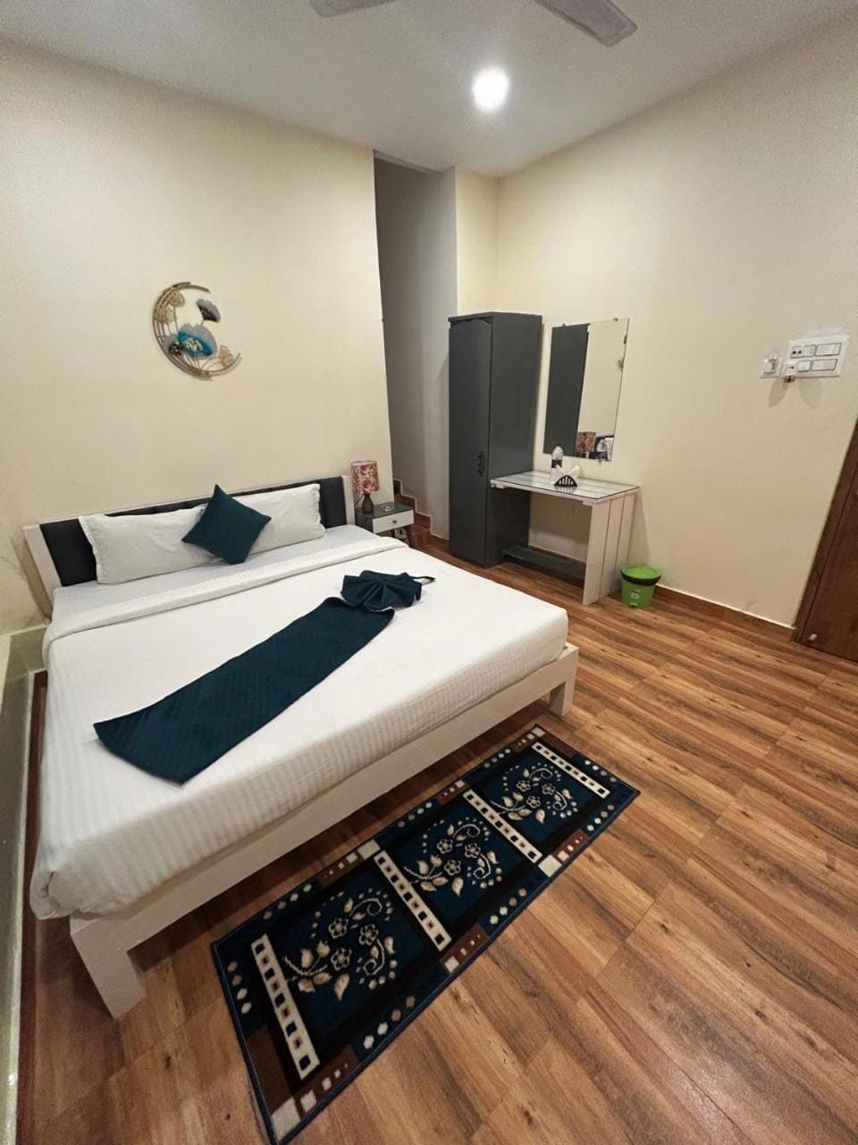 Bed, wardrobe