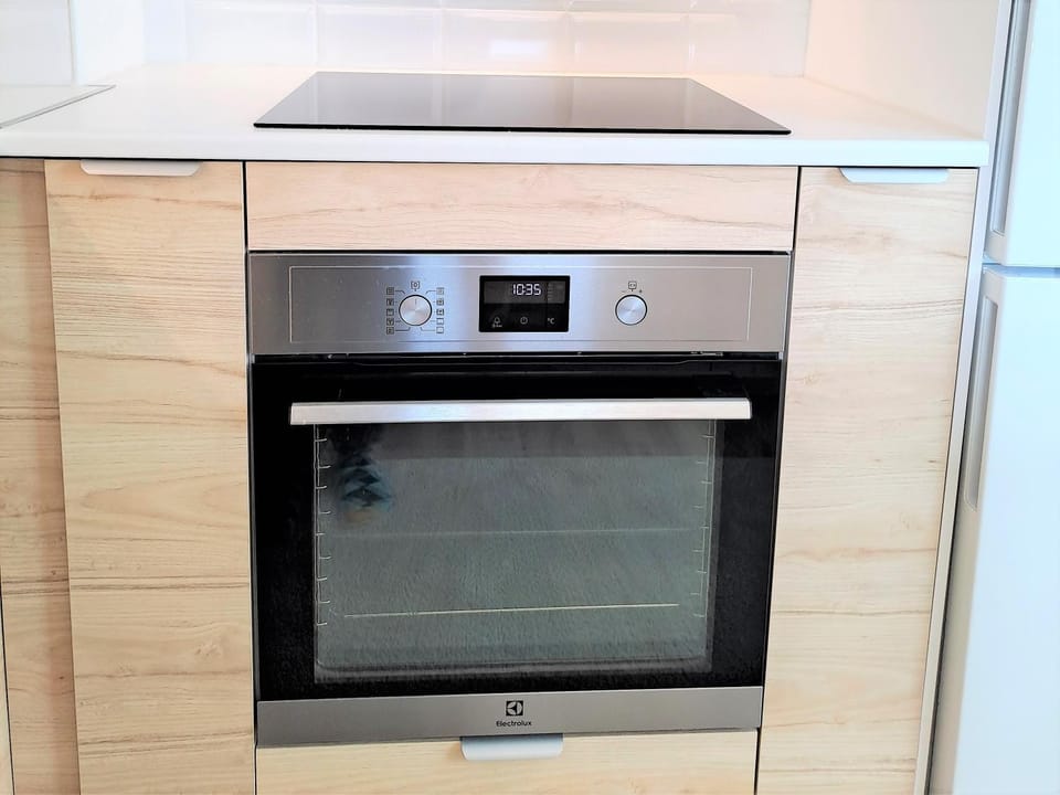 pet friendly, stove, kitchen