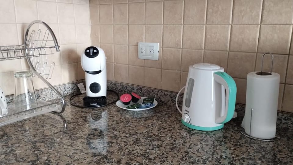 Coffee/tea facilities, Kitchen or kitchenette