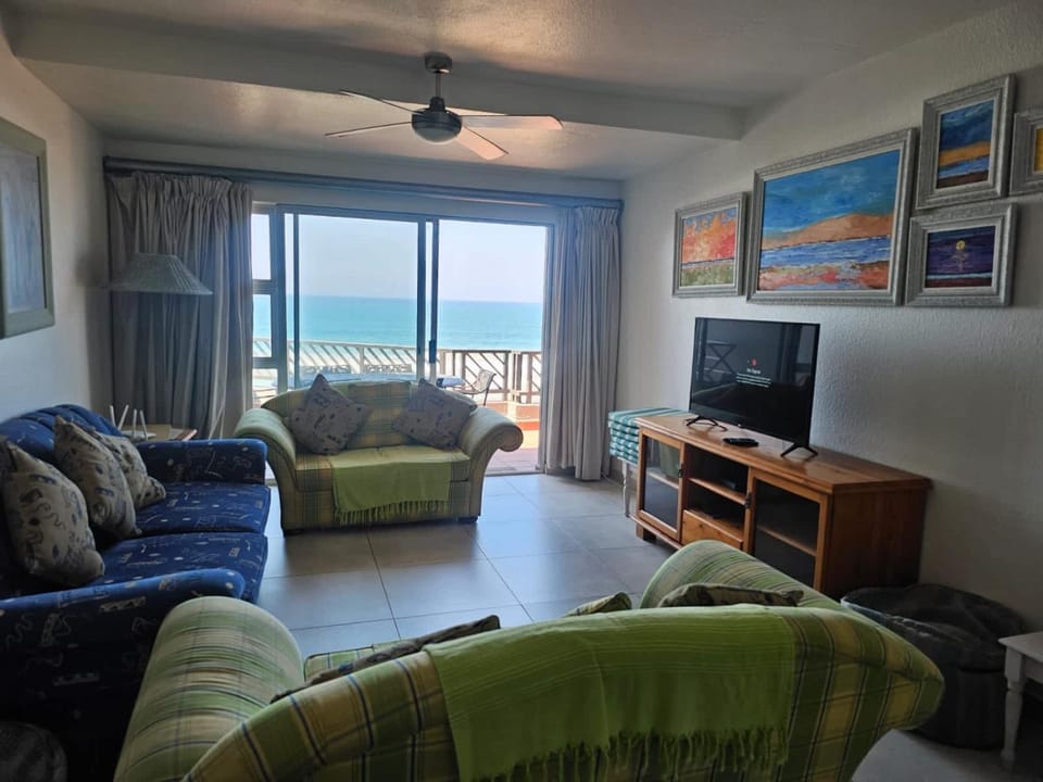 24 Isikhulu Umdloti Beachfront Apartment in KwaZulu-Natal