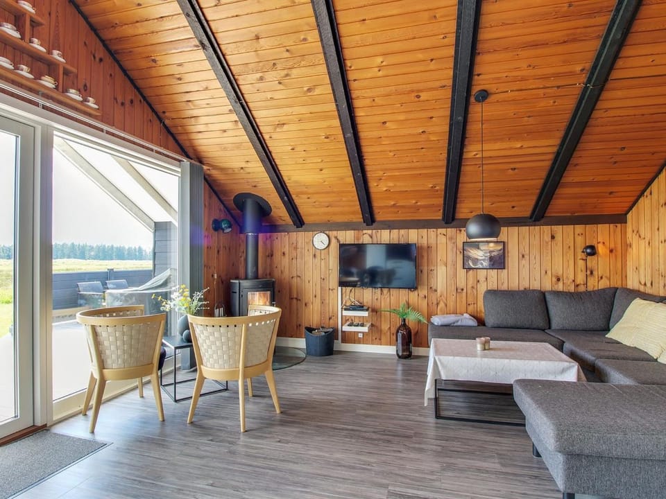 Holiday Home Agnesa - 1-5km from the sea in Western Jutland by Interhome House in Vejers