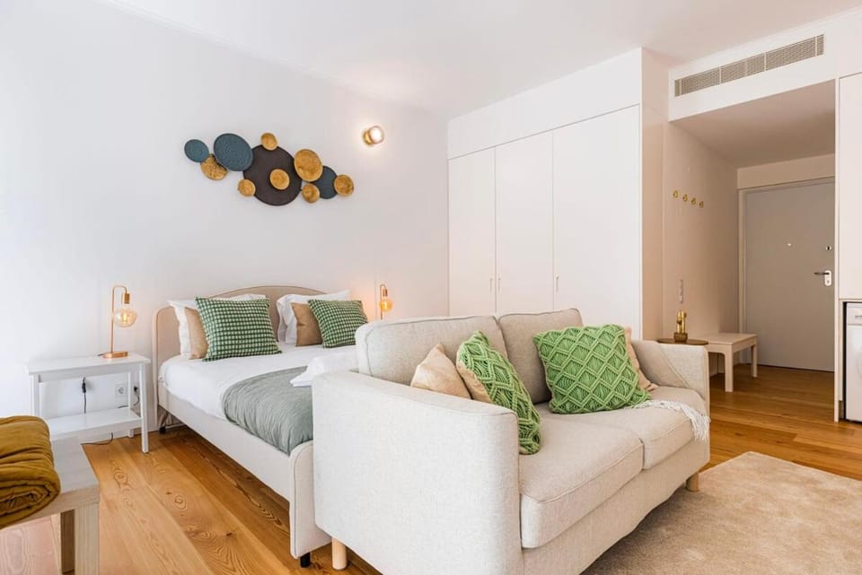 Bed, Living room, Bedroom
