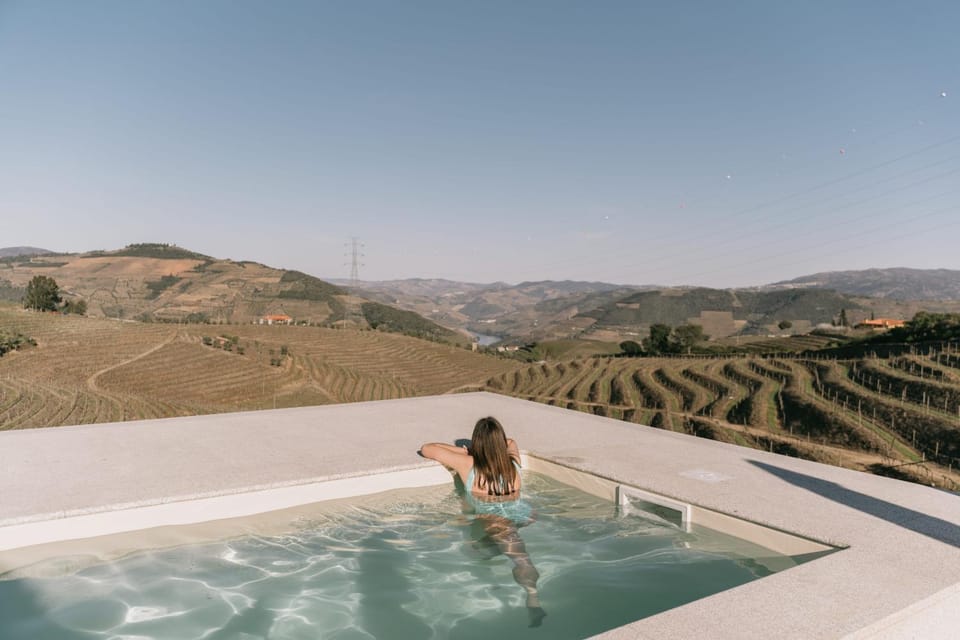Balcony/Terrace, Swimming pool