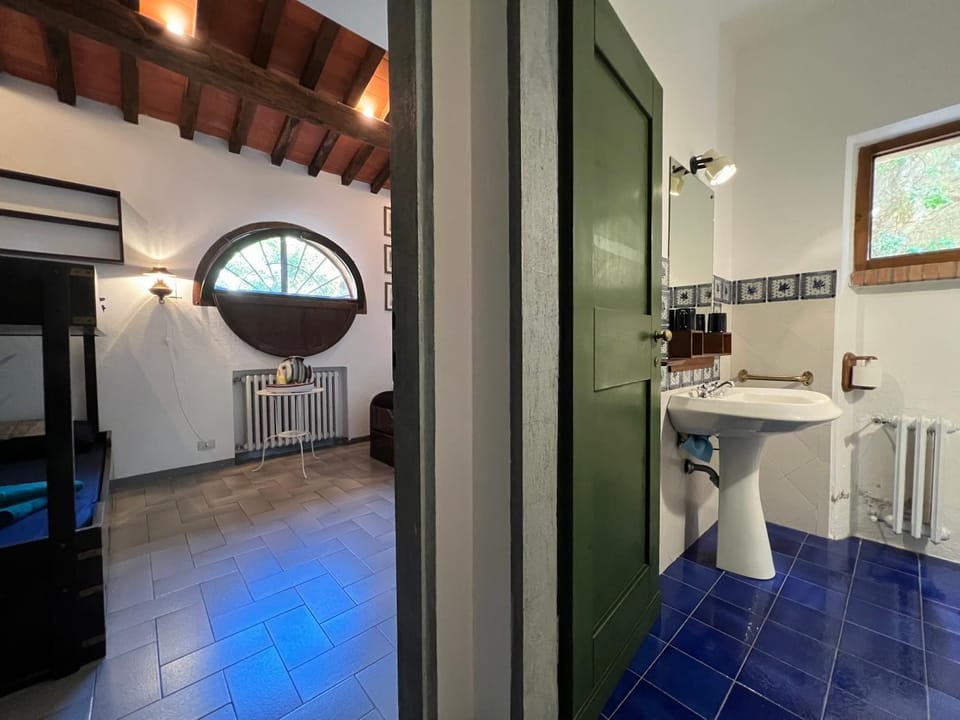 Bathroom, Bedroom