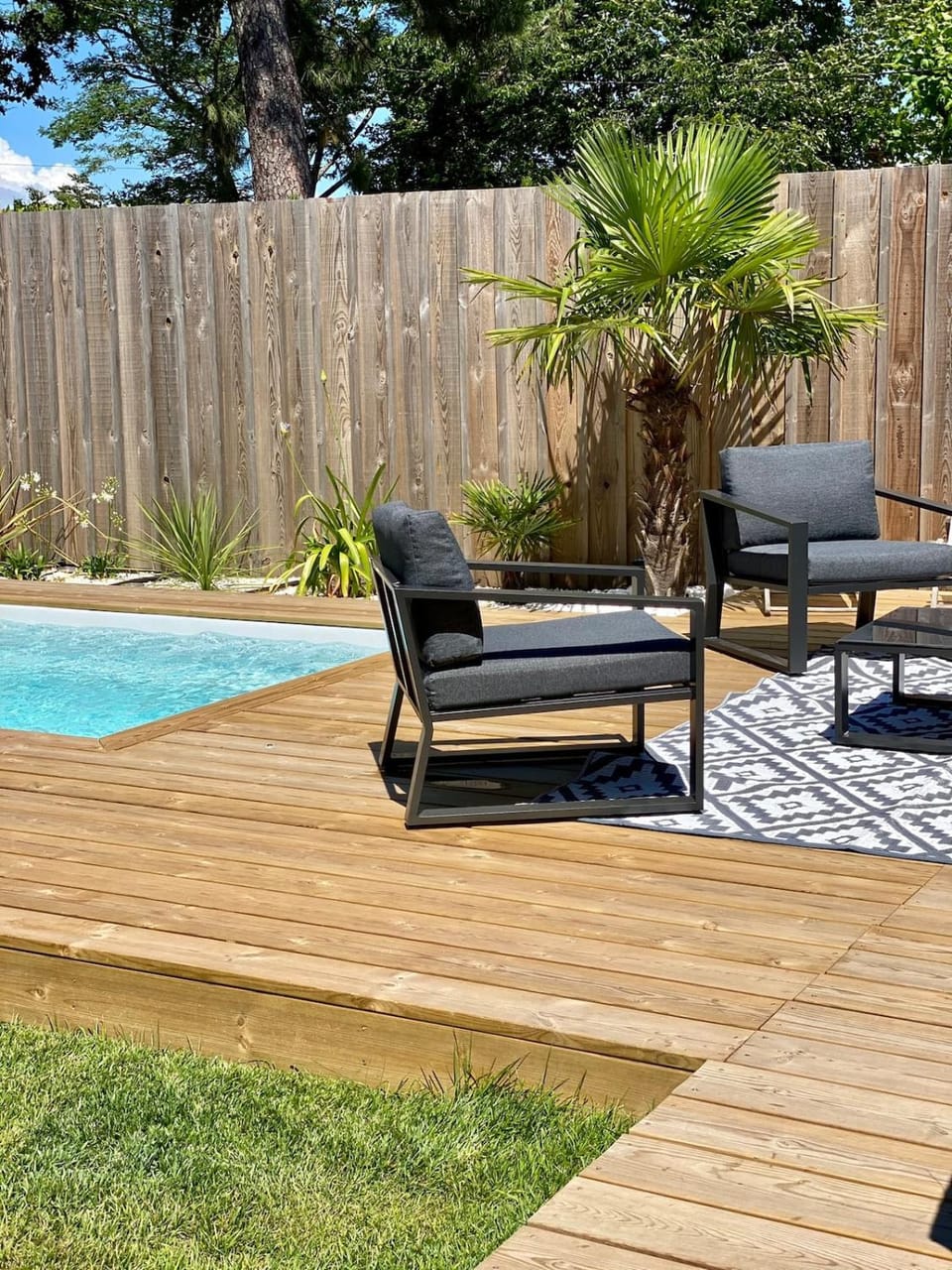 Patio, Pool view