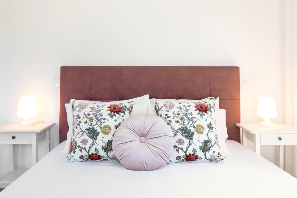 Bed, Decorative detail, Bedroom