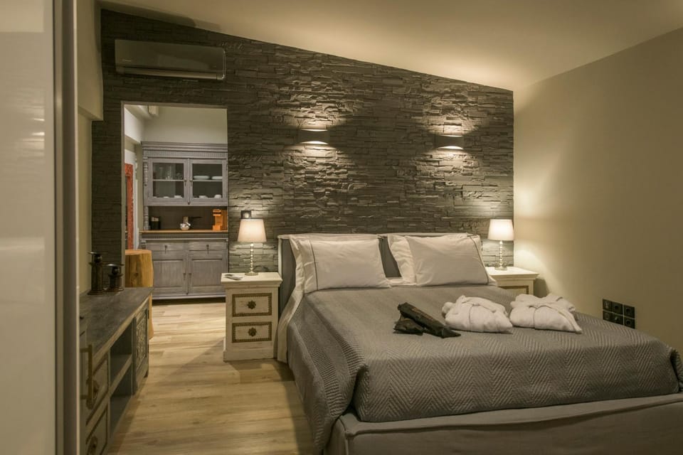 Bed, Kitchen or kitchenette, Photo of the whole room
