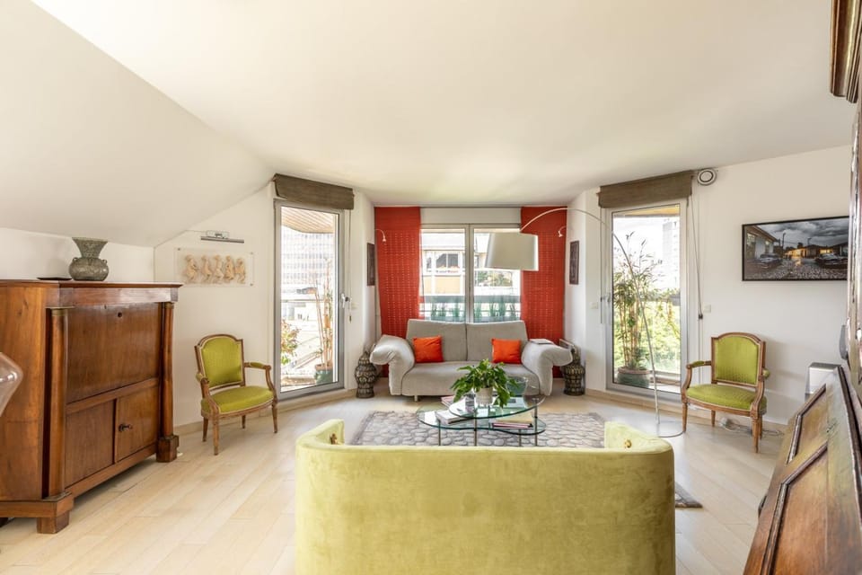 GuestReady- 2 Terrace Duplex with Exceptional View Apartment in Paris