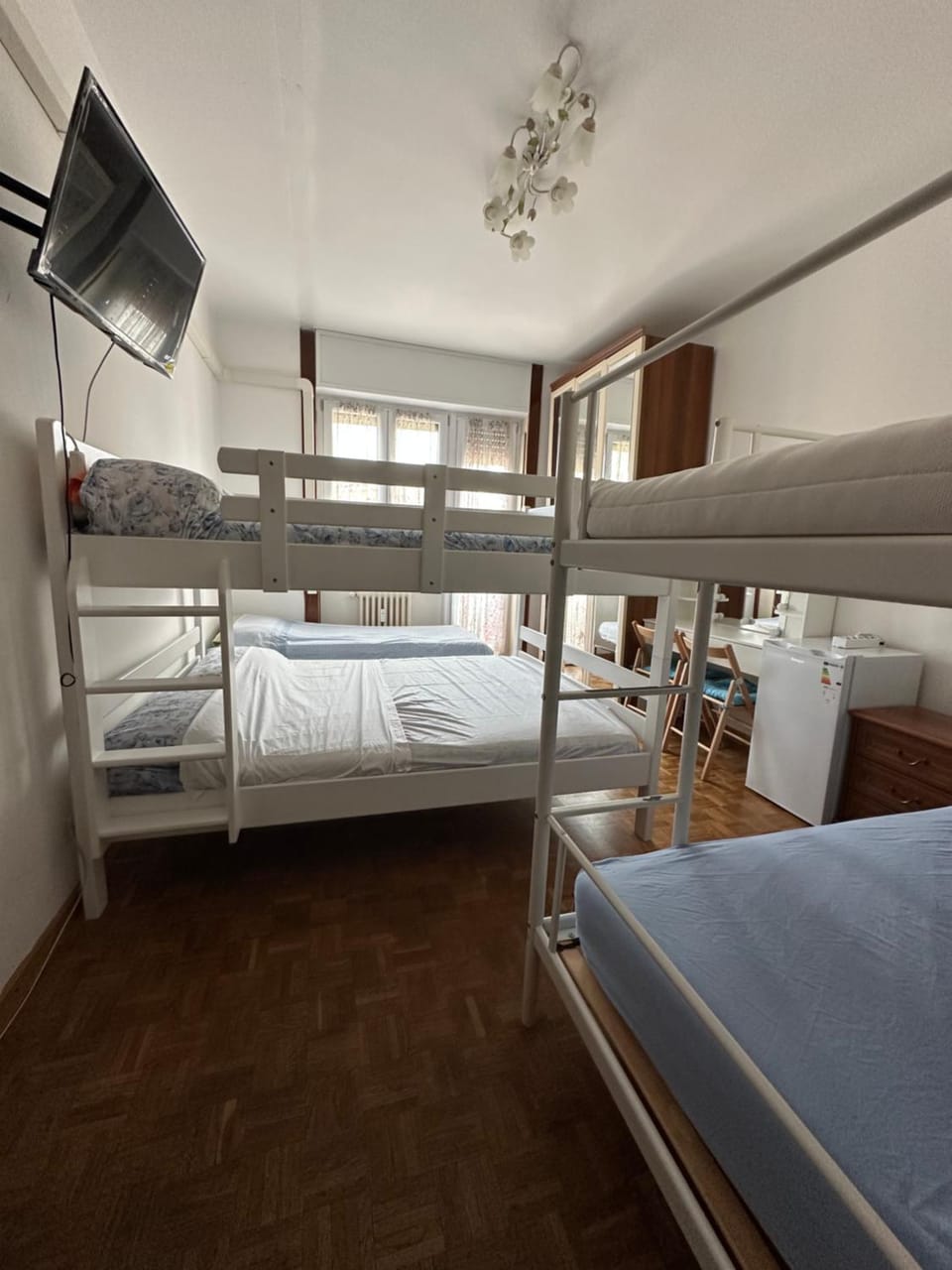 Gigli, rooms con cucina in comune e terrazza Bed and Breakfast in Milan