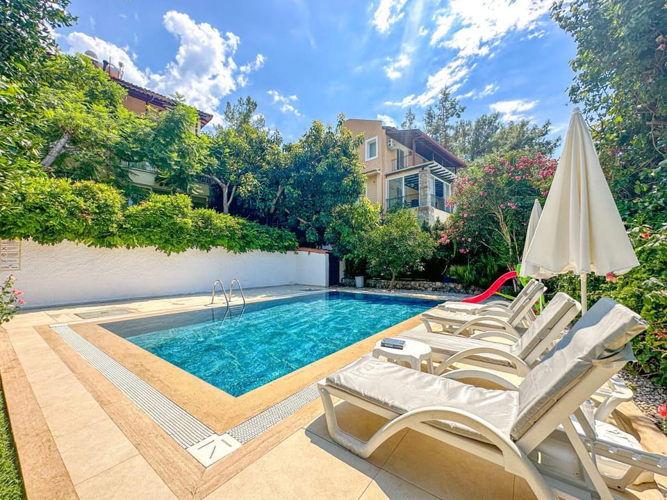 Garden, Pool view
