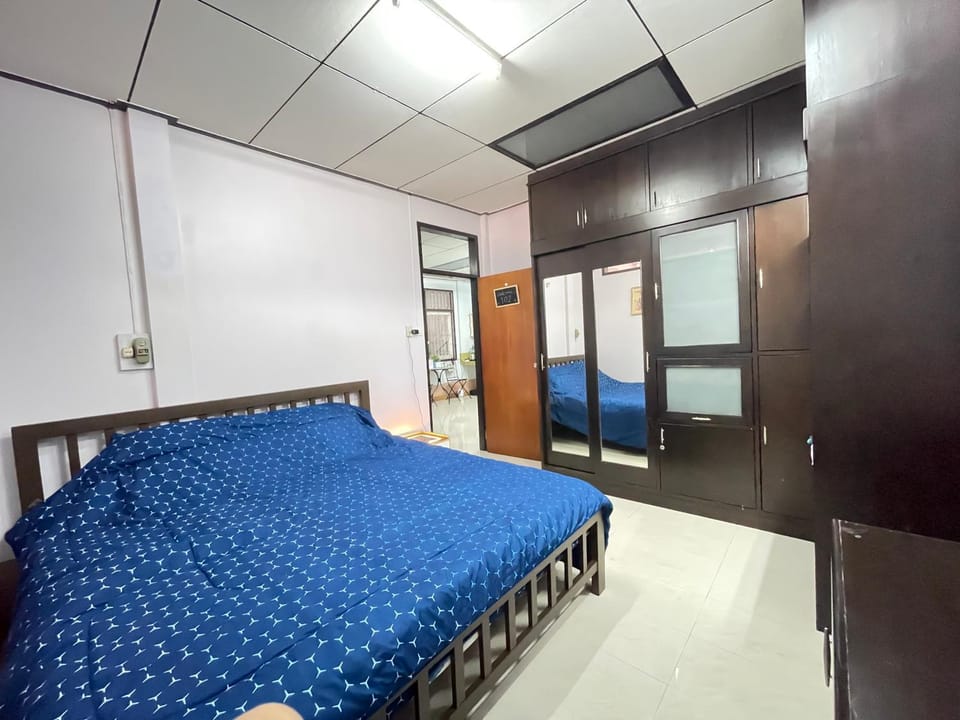 Lotus House Villa in Wichit