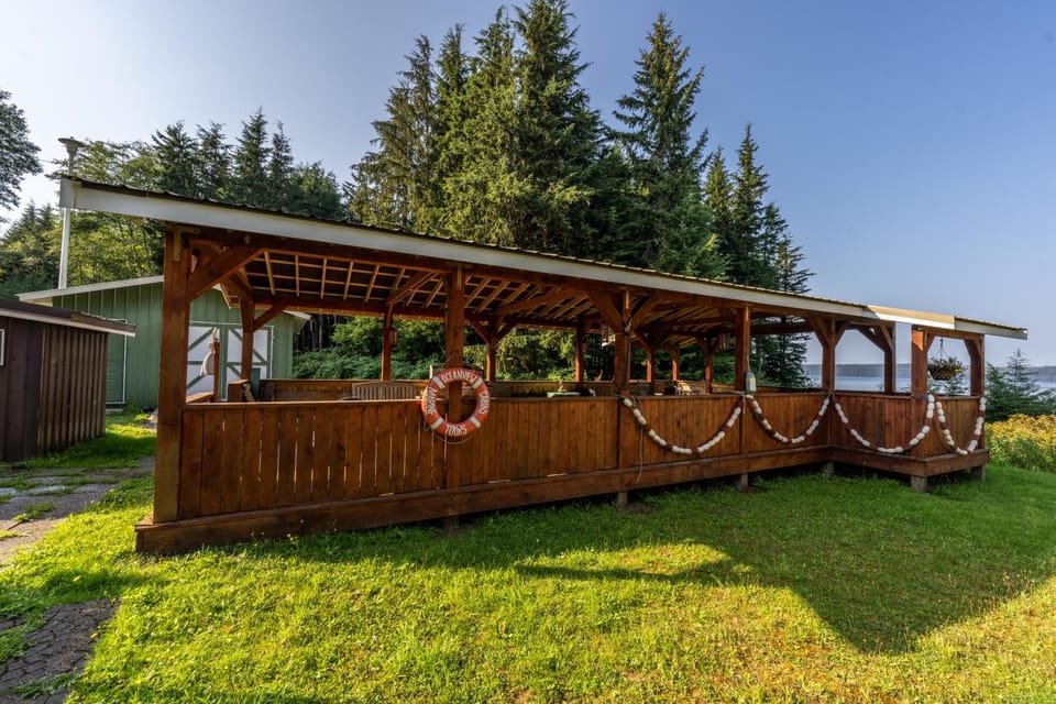 The Cabins at Alert Bay Cabin in Vancouver Island