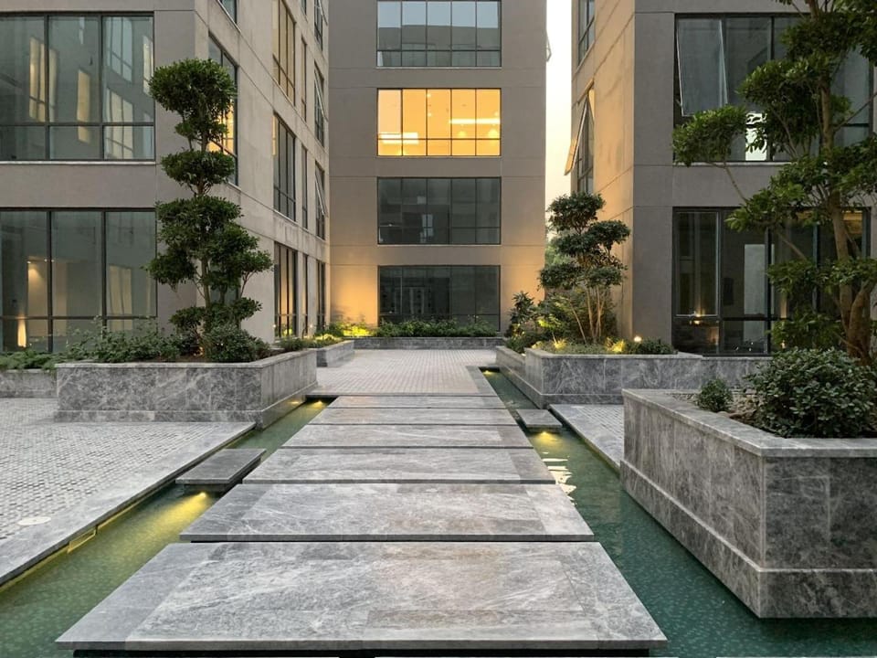 Inner courtyard view