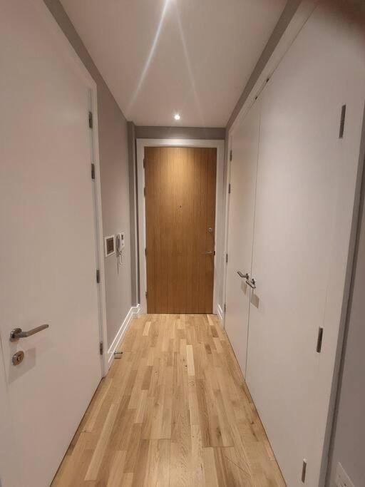 City Apartment with Terrace Apartment in Leicester