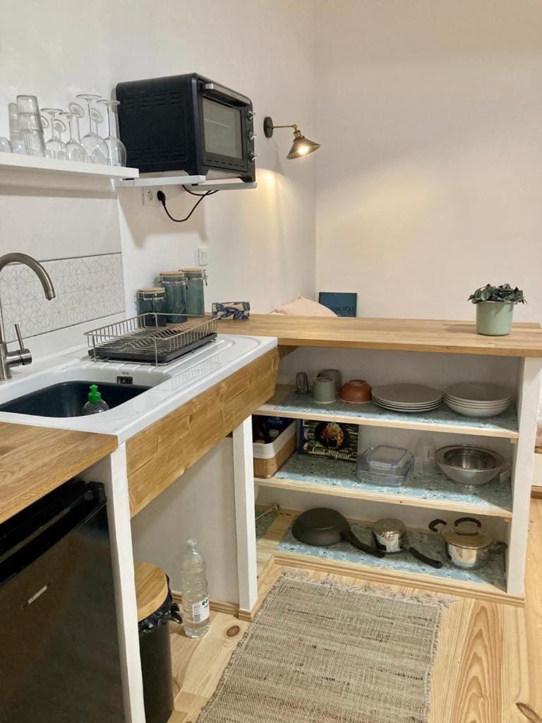 studio-ville médievale-charmant Apartment in Provence