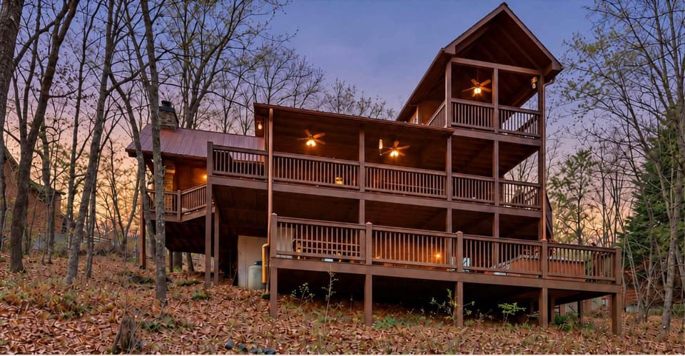 Blue Ridge Bear Bungalow House in Georgia