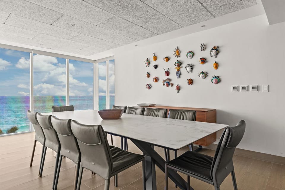 Dining area, Sea view