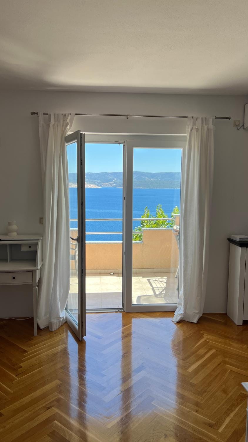 View (from property/room), Living room, Sea view