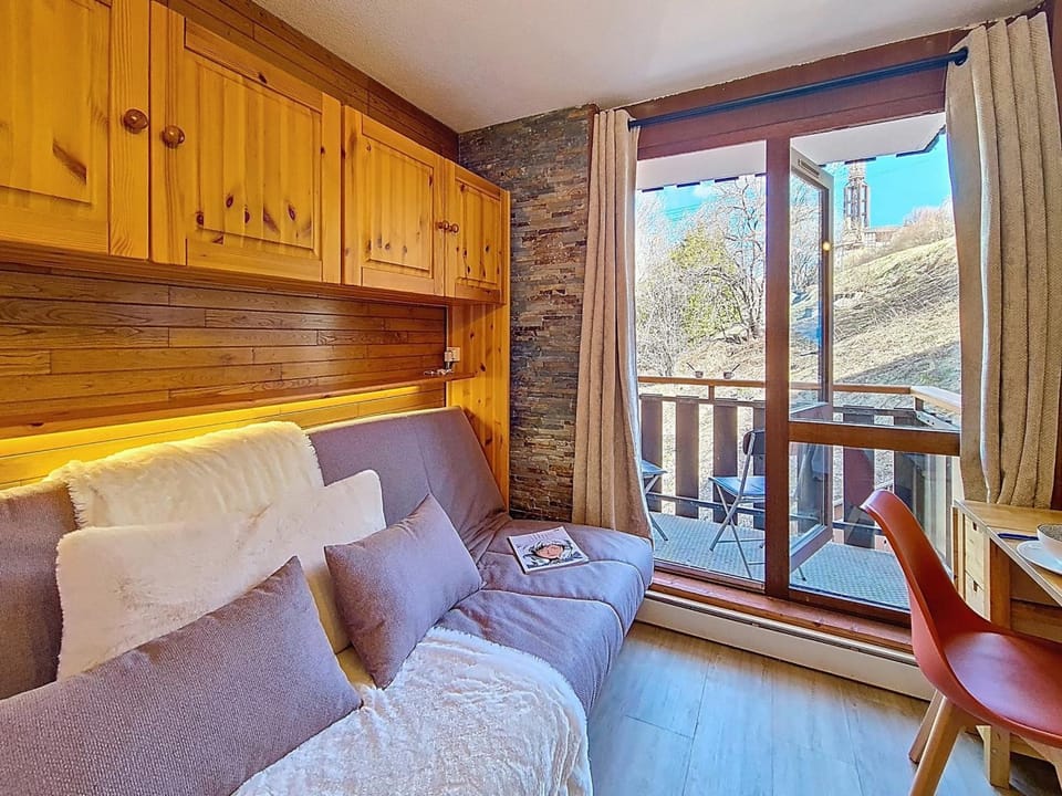 Studio classique avec coin montagne, balcon et animaux admis Apartment in Les Allues