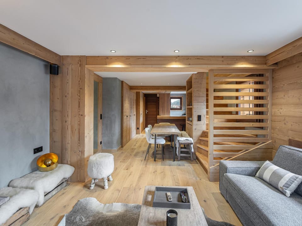 Duplex lumineux à Megève, proche télécabine du Jaillet, 2 chambres en suite, parking, casier à ski Cabin in Combloux