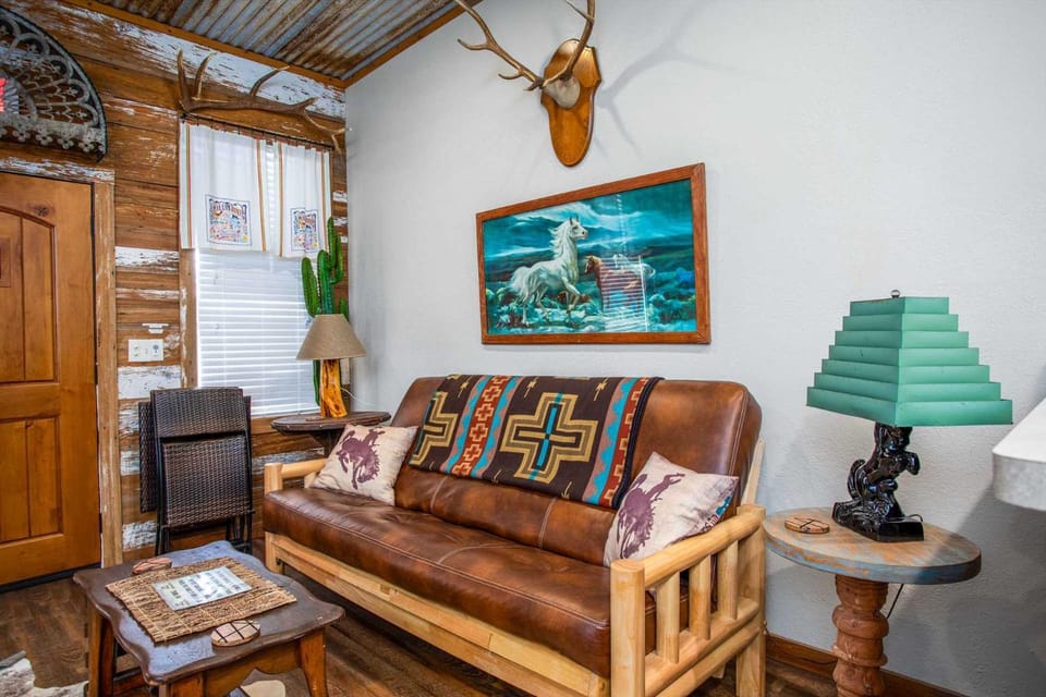 Lonesome Dove Bandera Cabin Cabin in Bandera